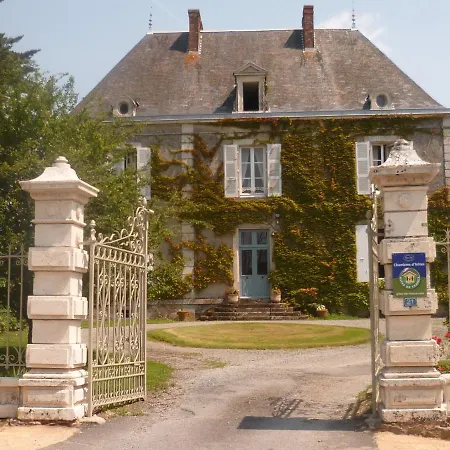 Le Logis Les Pineaux